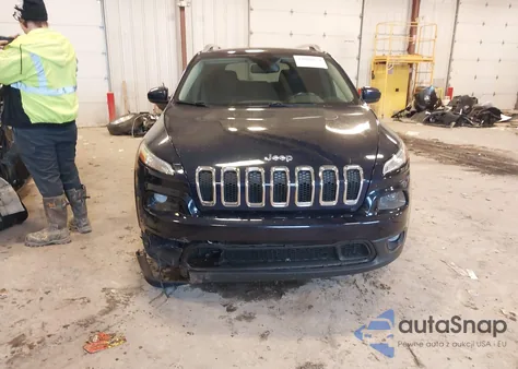 2016 Jeep Cherokee Latitude z USA, uszkodzony, nr VIN 1C4PJLCS3GW370053